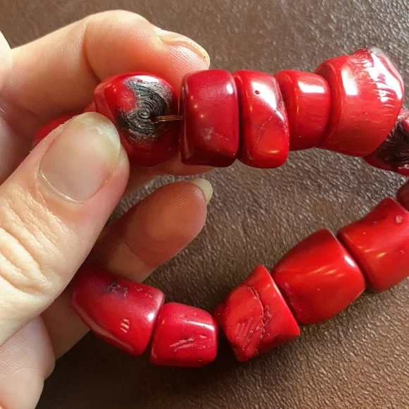 Vintage Coral Jewelry - Picture 4 of 12